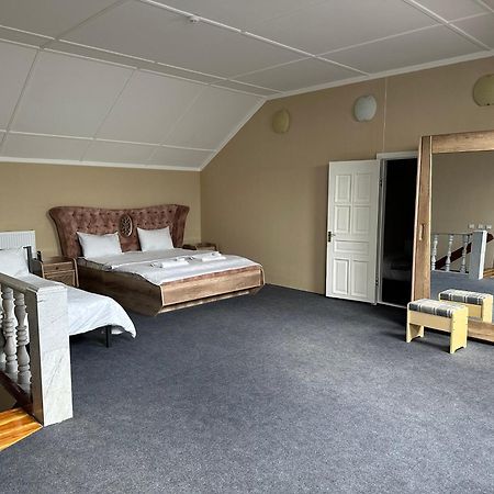 Hostel Premium ทาชเคนต์ ภายนอก รูปภาพ