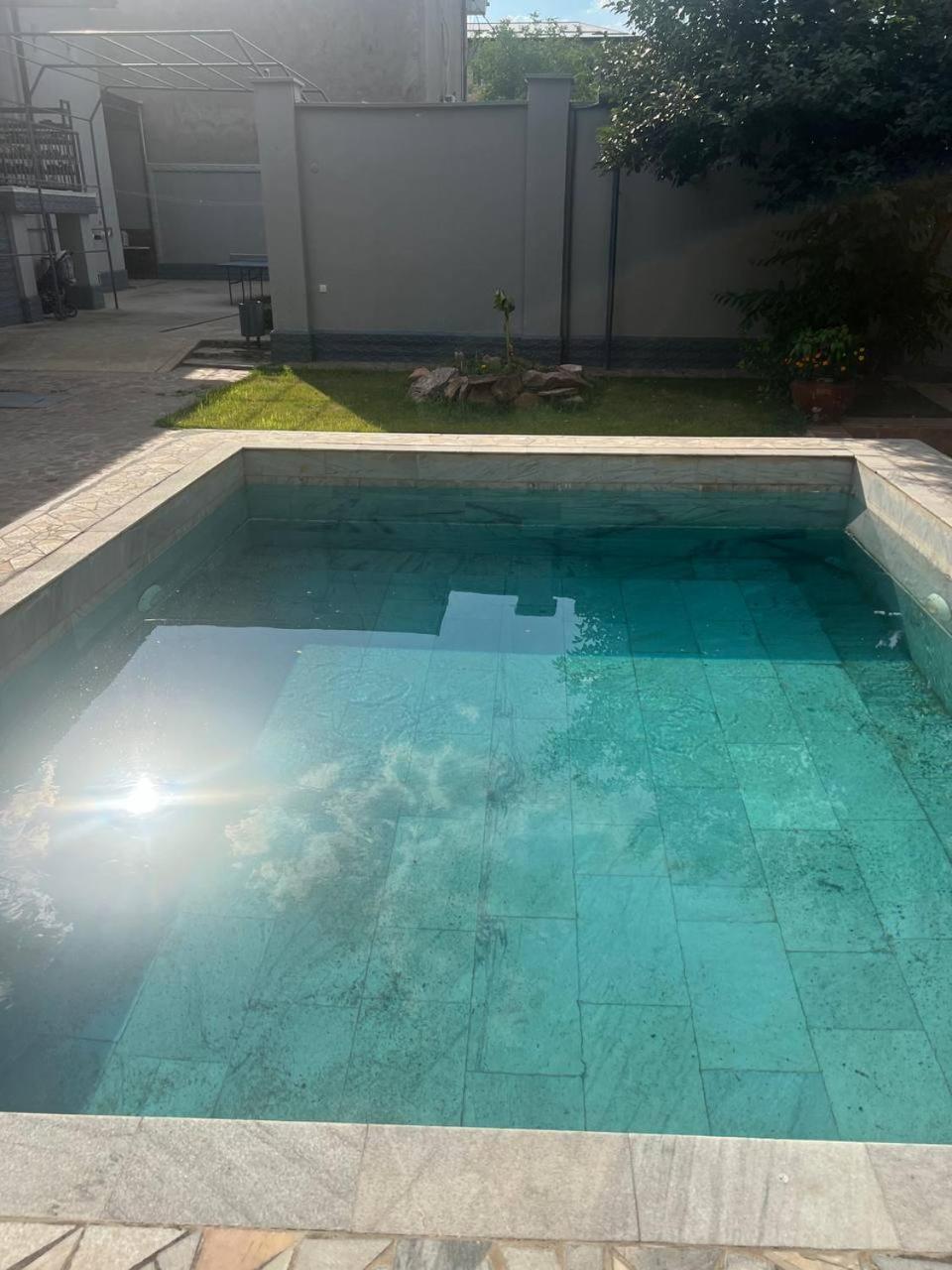 Hostel Premium ทาชเคนต์ ภายนอก รูปภาพ