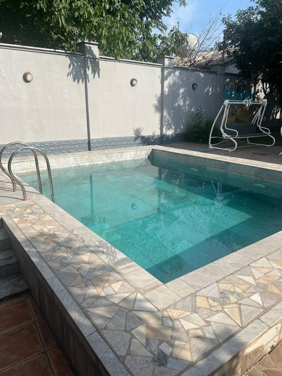 Hostel Premium ทาชเคนต์ ภายนอก รูปภาพ