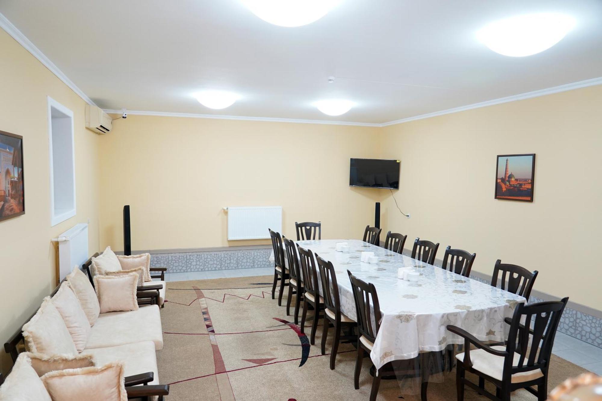 Hostel Premium ทาชเคนต์ ภายนอก รูปภาพ