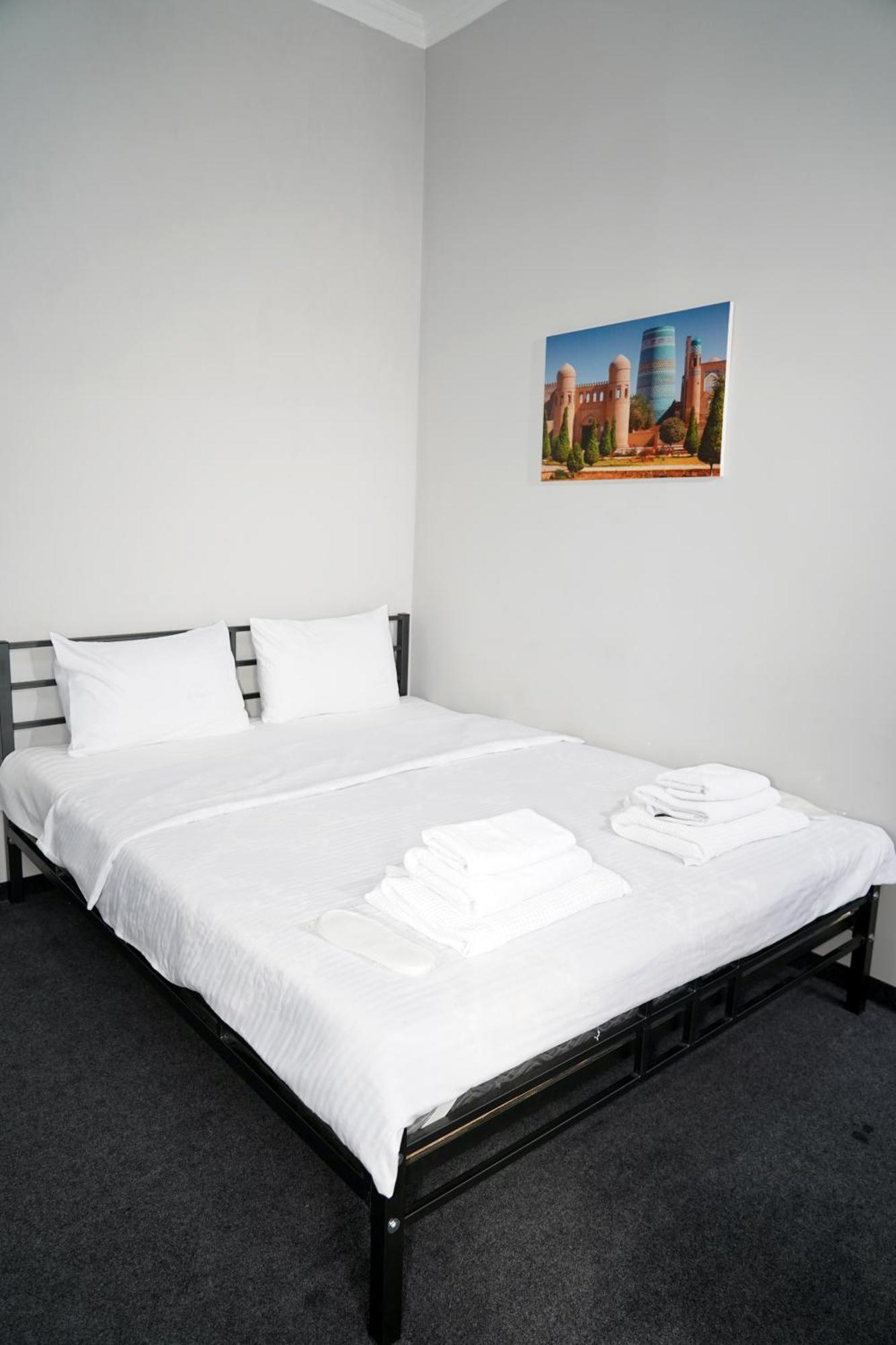 Hostel Premium ทาชเคนต์ ภายนอก รูปภาพ